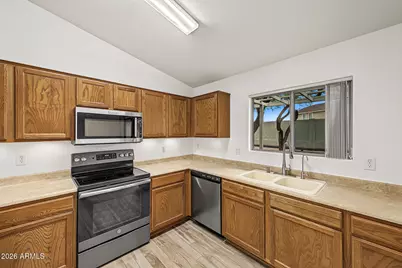 25620 W St Catherine Avenue, Buckeye, AZ 85326 - Photo 9