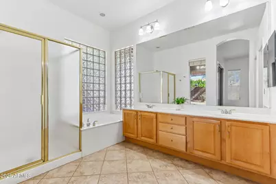 832 W Raven Drive, Chandler, AZ 85286 - Photo 23