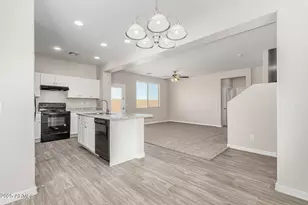838 E Agua Fria Ln, Avondale, AZ 85323 - Photo 9