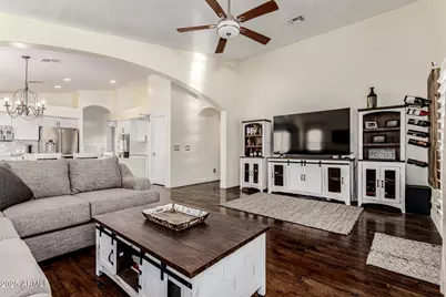 812 W Gascon Road, San Tan Valley, AZ 85143 - Photo 9