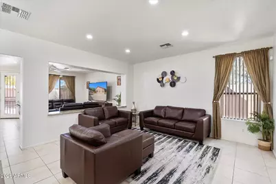 8647 W Brown Street, Peoria, AZ 85345 - Photo 7