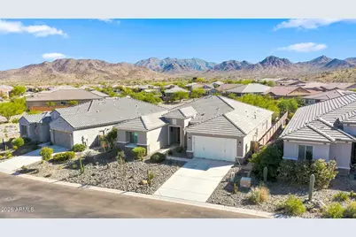 16459 W Valencia Drive, Goodyear, AZ 85338 - Photo 5