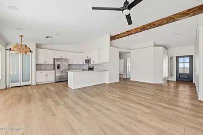 4427 E Meadow Lark Way, San Tan Valley, AZ 85140 - Photo 7