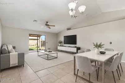 11162 W Manzanita Drive, Peoria, AZ 85345 - Photo 9