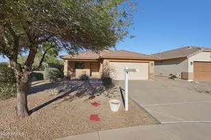 1872 W Desert Canyon Dr, San Tan Valley, AZ 85144 - Photo 1