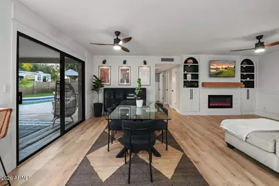 5126 W Echo Lane, Glendale, AZ 85302 - Photo 9