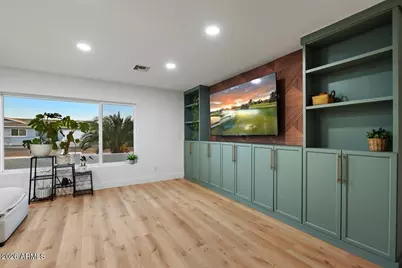 5126 W Echo Lane, Glendale, AZ 85302 - Photo 7