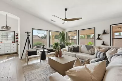 10407 W Tonopah Drive, Peoria, AZ 85382 - Photo 11