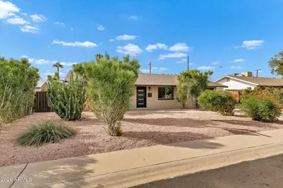 1646 N Daffodil Street, Tempe, AZ 85288 - Photo 3