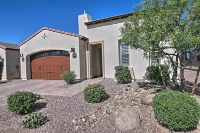428 E Veterans Way, Queen Creek, AZ 85140 - Photo 5