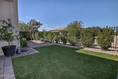 428 E Veterans Way, Queen Creek, AZ 85140 - Photo 13