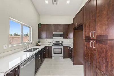 9302 W Beryl Avenue, Peoria, AZ 85345 - Photo 9