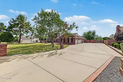 509 E Spur Avenue, Gilbert, AZ 85296 - Photo 71
