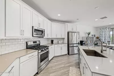 9411 S 41st Lane, Laveen, AZ 85339 - Photo 13