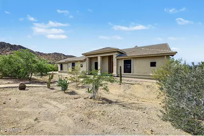 9536 S Krista Drive E, Goodyear, AZ 85338 - Photo 3