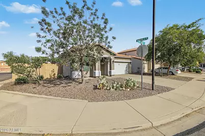 172 E Dry Creek Road, San Tan Valley, AZ 85143 - Photo 13