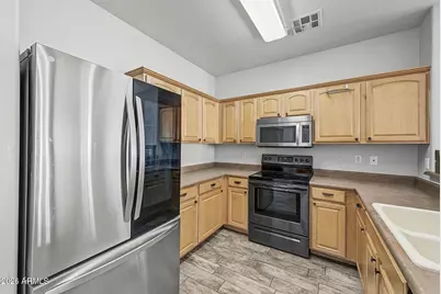 172 E Dry Creek Road, San Tan Valley, AZ 85143 - Photo 5