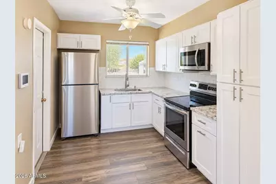 10816 N Madison Drive, Sun City, AZ 85351 - Photo 9