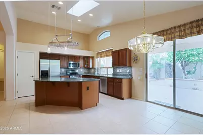 18132 W Addie Lane, Surprise, AZ 85374 - Photo 9