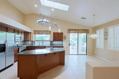 18132 W Addie Lane, Surprise, AZ 85374 - Photo 7