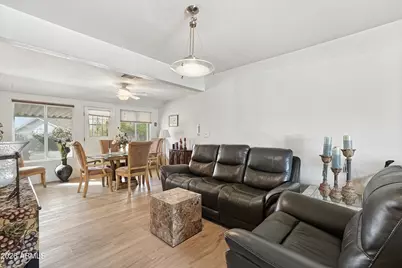 11085 W Frontier Drive, Sun City, AZ 85351 - Photo 7
