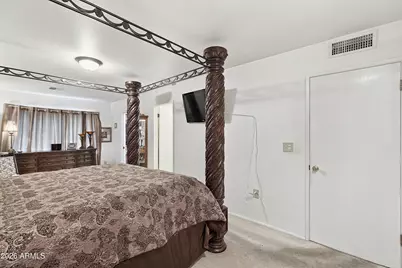 11085 W Frontier Drive, Sun City, AZ 85351 - Photo 17