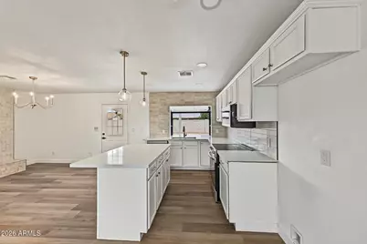 5609 S 44th Place, Phoenix, AZ 85040 - Photo 13