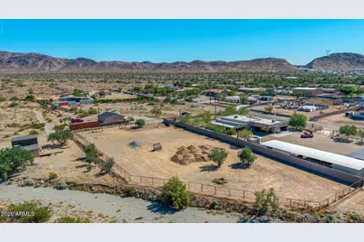 14350 S 44th Avenue #*-*, Laveen, AZ 85339 - Photo 5