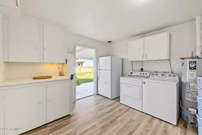 10536 W Clair Drive, Sun City, AZ 85351 - Photo 33