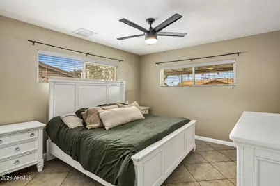 656 W Ivanhoe Street, Chandler, AZ 85225 - Photo 9