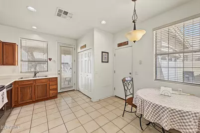 130 W Wood Drive, Chandler, AZ 85248 - Photo 15