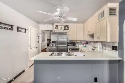 8836 N 28th Avenue, Phoenix, AZ 85051 - Photo 5