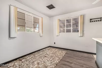 8836 N 28th Avenue, Phoenix, AZ 85051 - Photo 9