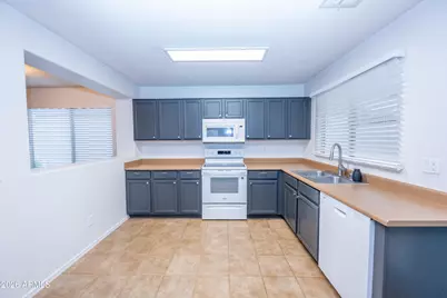 14353 N 147th Drive, Surprise, AZ 85379 - Photo 7
