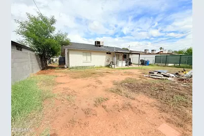 10947 W Hopi Street, Avondale, AZ 85323 - Photo 7