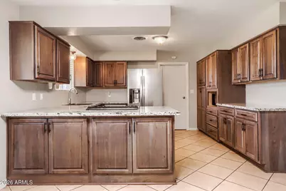 668 E 7th Place, Mesa, AZ 85203 - Photo 9
