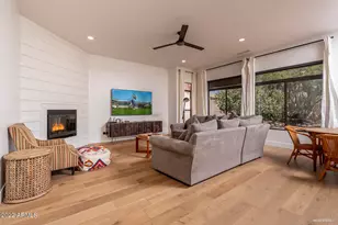 22629 N 43rd, Phoenix, AZ 85050 - Photo 1