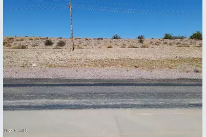814 E California Boulevard, Florence, AZ 85132 - Photo 1