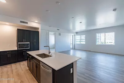 3131 N Central Avenue #5012, Phoenix, AZ 85012 - Photo 1