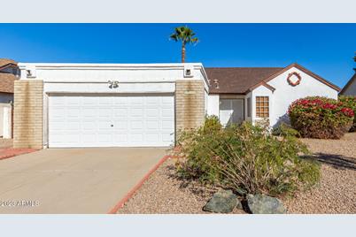 5608 W Yucca Street - Photo 1