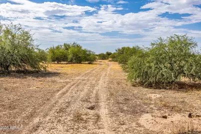 3315 W Cibola Circle #23, Eloy, AZ 85131 - Photo 3