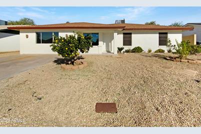 3524 E Capri Avenue, Mesa, AZ 85204 - Photo 1