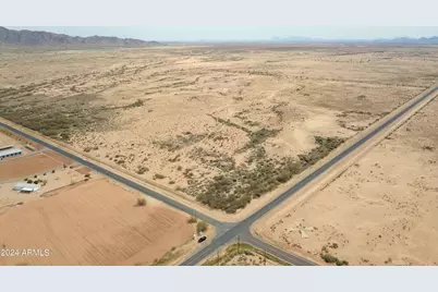 17680 W Hannah Road #1-4, Casa Grande, AZ 85193 - Photo 1