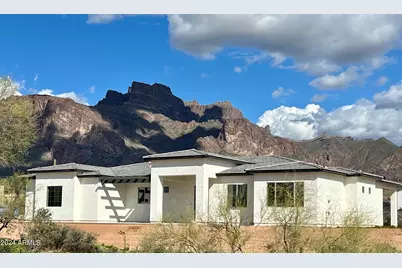723 N Moon Road, Apache Junction, AZ 85119 - Photo 1