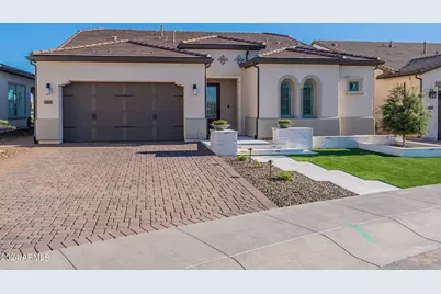 261 E Bracciano, San Tan Valley, AZ 85140 - Photo 1