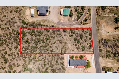 18071 S Peeples Valley Road #3, Peeples Valley, AZ 86332 - Photo 1
