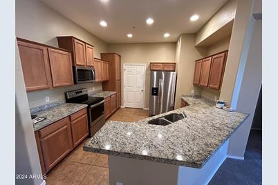 14575 W Mountain View Boulevard #11205, Surprise, AZ 85374 - Photo 1