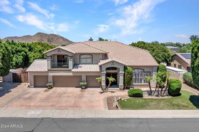 8236 W Cielo Grande Avenue, Peoria, AZ 85383 - Photo 1