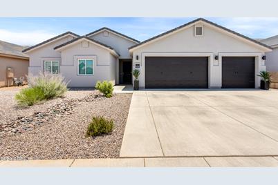 5480 Desert Willow Loop, Sierra Vista, AZ 85635 - Photo 1