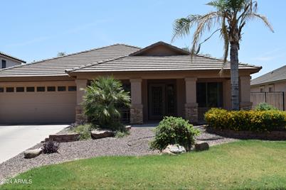 915 W Gascon Road, San Tan Valley, AZ 85143 - Photo 1